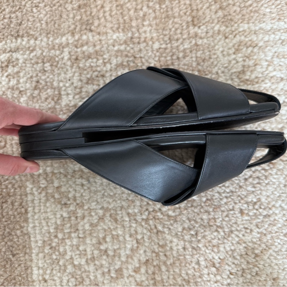 Freda Salvador Black Leather Slide Sandals - Size 10 - Picture 4 of 5
